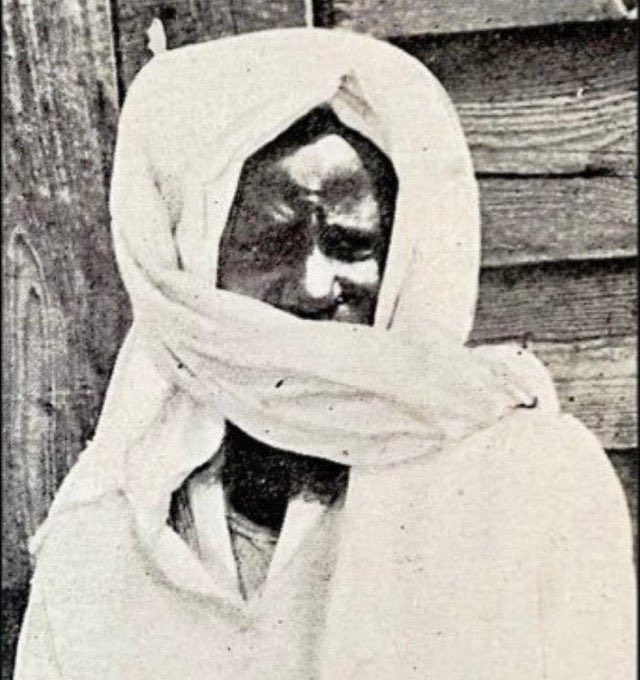 Une Mouride💜 tweet media