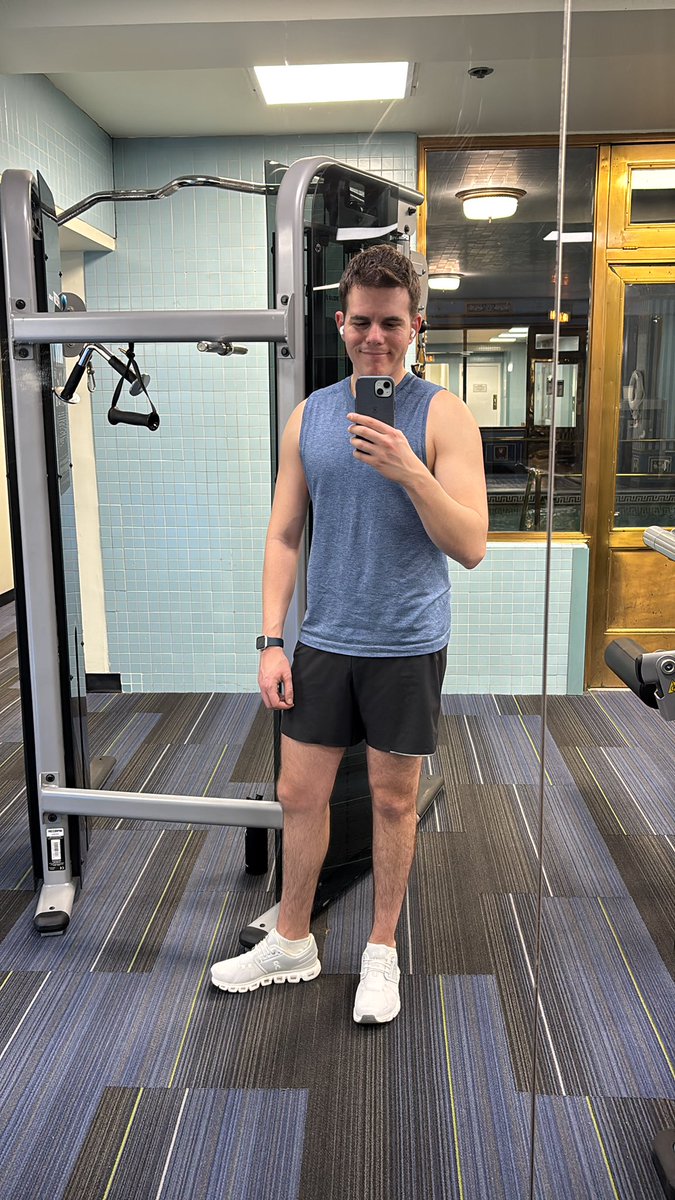 Daniel H. tweet media