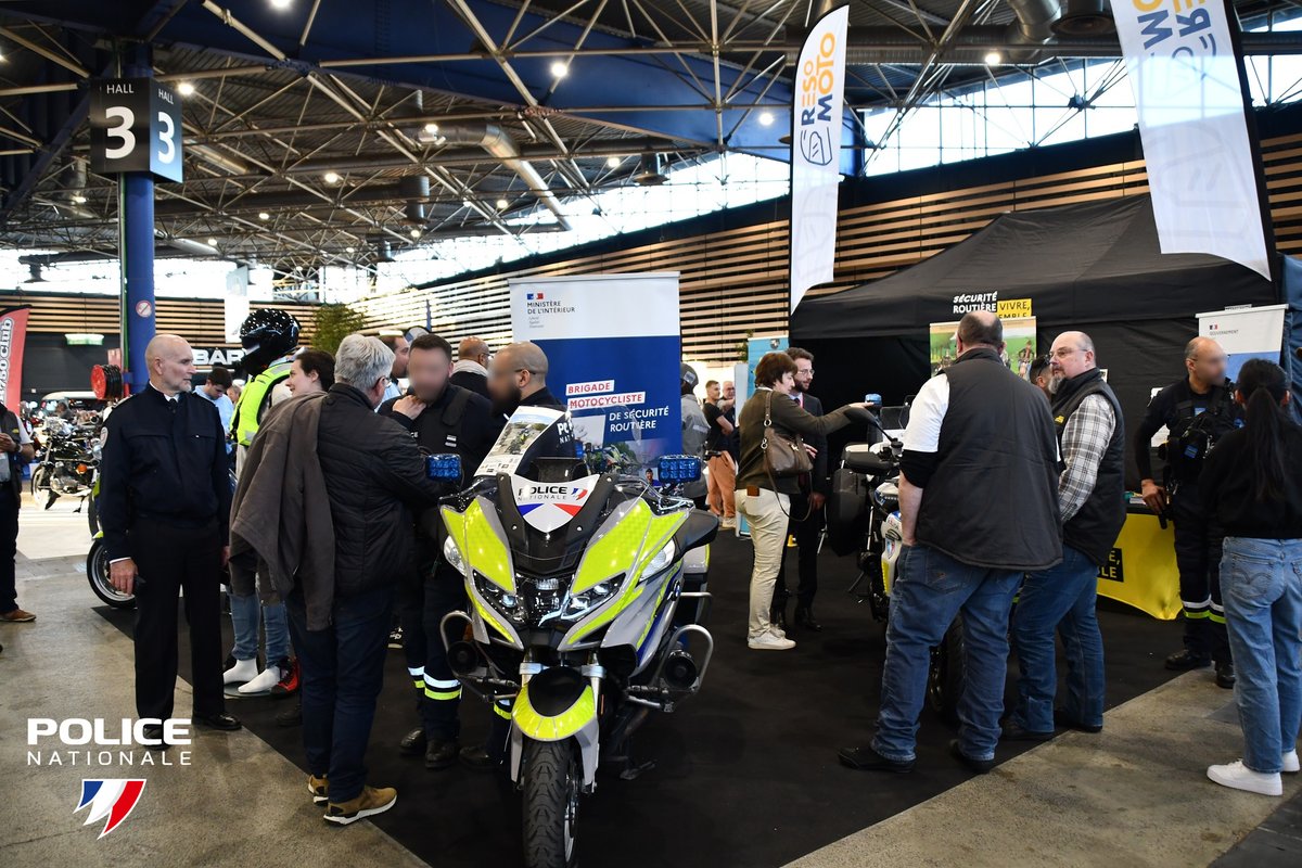 Police Nationale 69 tweet media