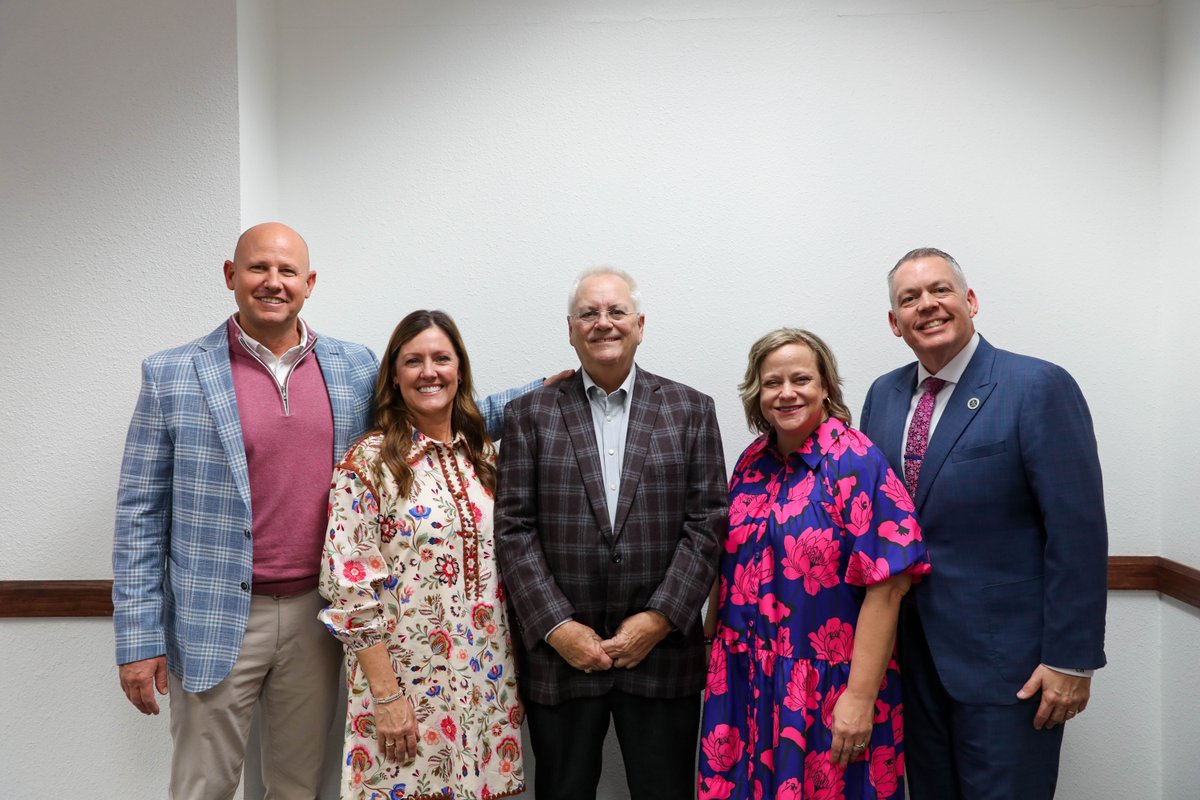 Howard Payne University tweet media