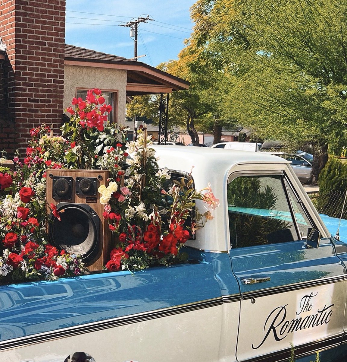 #theromantic Wedding car for #riskitall and marketing this week in Los Angeles  <a href="/BrunoMars/">Bruno Mars</a>