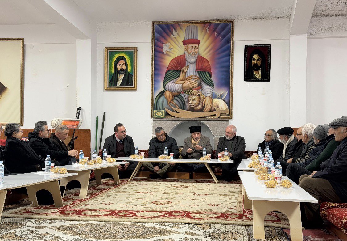 HÜSEYİN GAZİ VAKFI ve HORASAN ERENLERİ DERNEKLER FEDERASYONU olarak düzenlediğimiz iftarda MHP Genel Başkan Yardımcısı ve Ankara Milletvekili Sayın Yaşar YILDIRIM ile￼ lokmalarımızı paylaştık.
Birliğimiz, dirliğimiz daim olsun.
🌹🌹🌹
