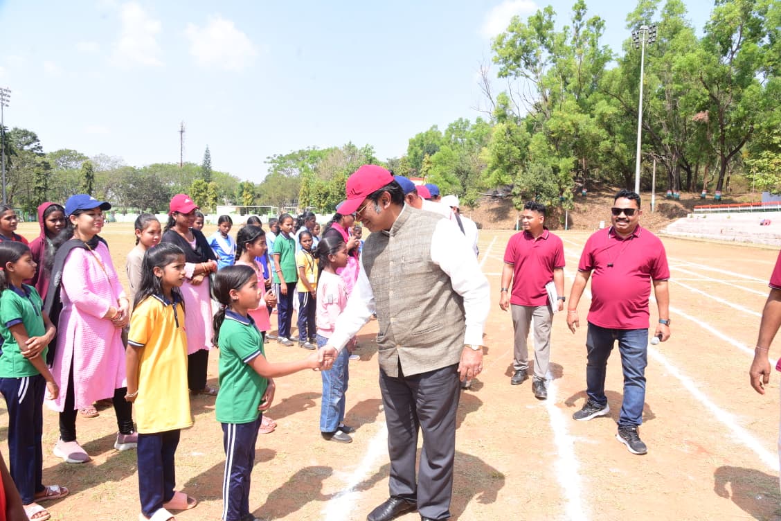 NALCO_India's tweet image. As part of our ongoing efforts towards #CommunityDevelopment in peripheral villages, a #RuralSportsMeet was held at M&amp;amp;R Complex, #Koraput, #Odisha. More than 240 students from 15 peripheral schools took part, showcasing their #Talent, #Teamwork, and #Sportsmanship.