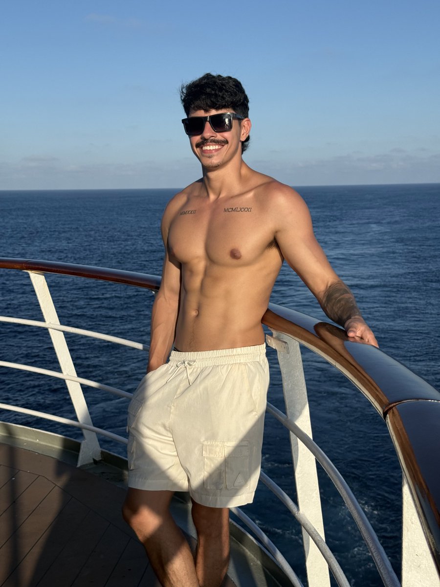 Master Edu | 15k tweet media