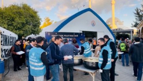 Gazimağusa Ülkü Ocakları’nın Osman Fazıl Polat Paşa Camii avlusunda düzenlediği iftar programına katılım sağladık.
Bu anlamlı ve bereketli organizasyon için Gazimağusa Ülkü Ocakları Başkanı Oktay Koçak ve kıymetli yönetimine teşekkür ederiz.
<a href="/ayyildirim1/">Ahmet Yiğit Yıldırım</a> 
<a href="/fatiharici61/">Fatih Arıcı 🇹🇷🇦🇿</a>