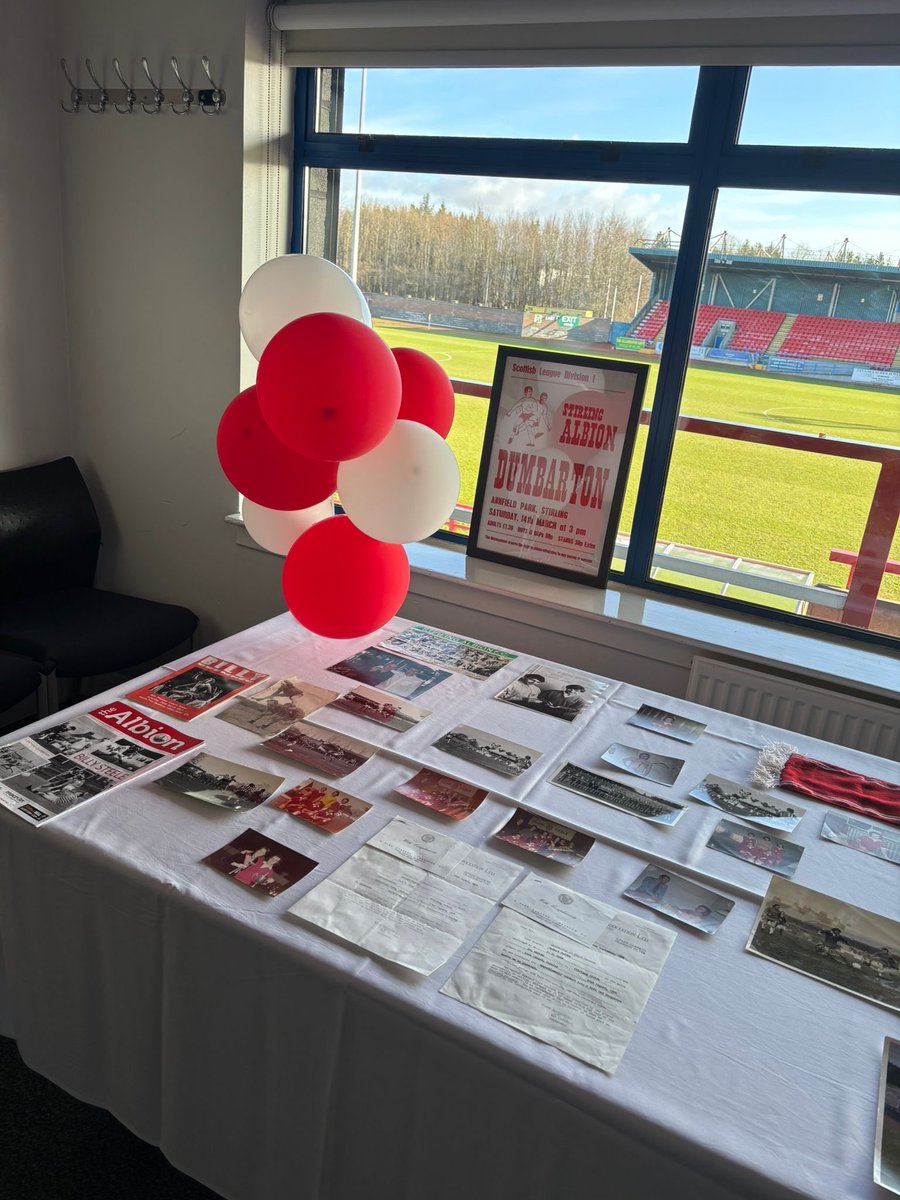 SAFCFoundation1's tweet photo. Today we hosted our first Football Memories event at Forthbank, bringing together those living with Alzheimer’s, Dementia &amp; isolation, joined by care home residents🔴
A big thank you to Jim Thomson, the team at Stirling Albion FC &amp; club legend Rab Duffin!
Next event: 27th March⚽️ https://t.co/TkpV9slFKU