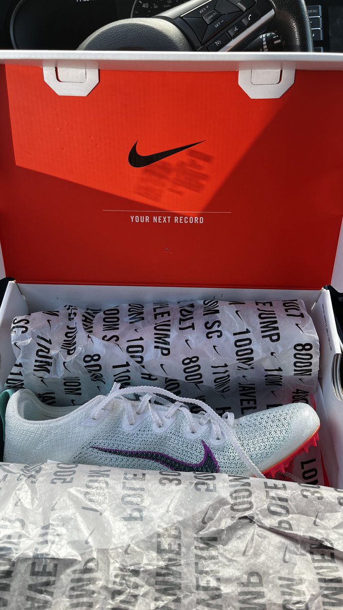 Rae Young tweet media