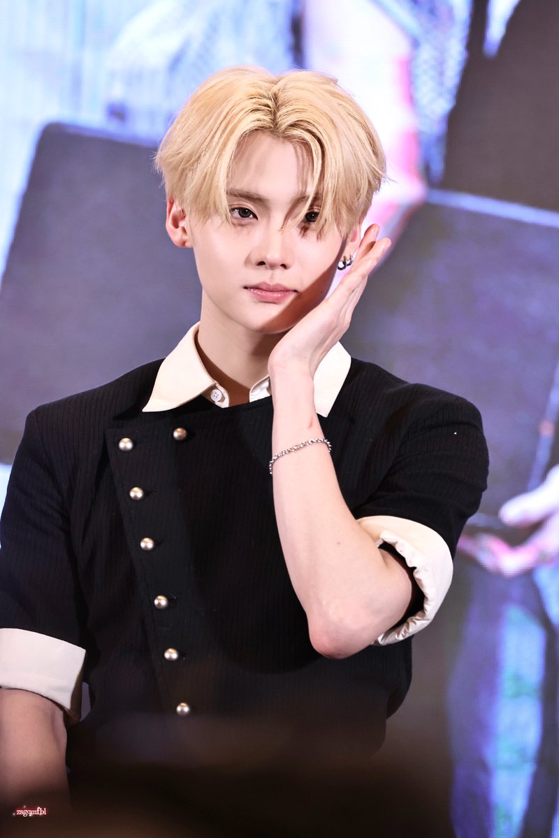 zsgqmfbl tweet media