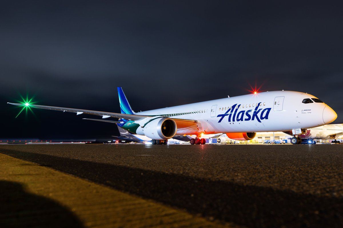 airwaysmagazine's tweet image. N782HA back from paint.

📸: Alex Crail/ Airways                         

#alaskaairlines #boeing #avgeek
