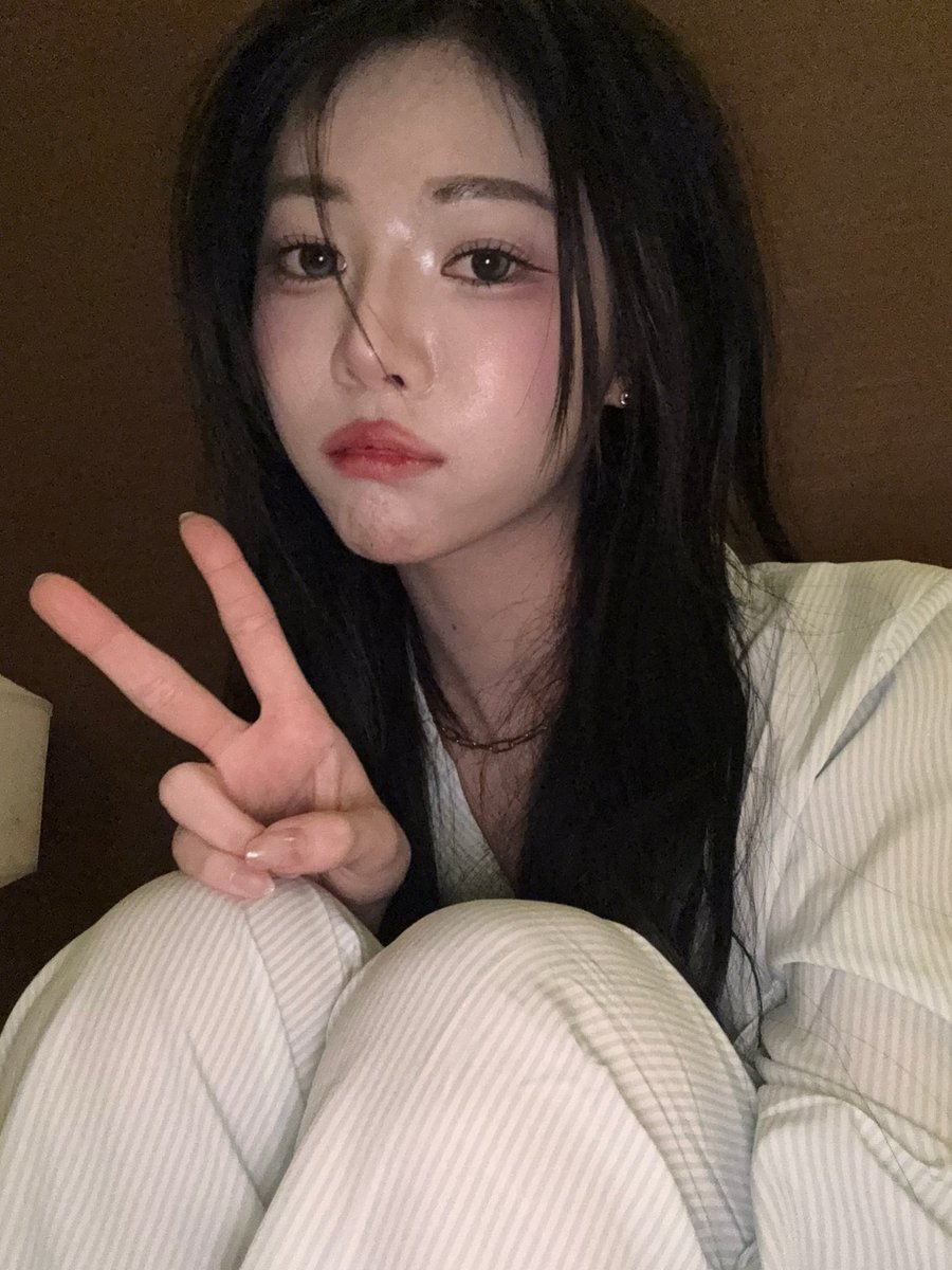 FR0MM ¤ 27/02/2026

#Dahyun a posté une nouvelle photo sur l'application !

#DaHyun #다현 #tripleS #트리플에스