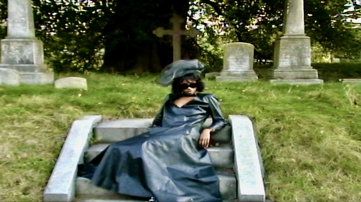 SH∞TER tweet media