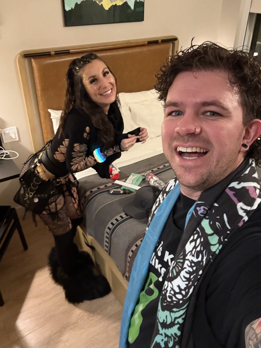 InkedColoradoCpl 🍍 tweet media