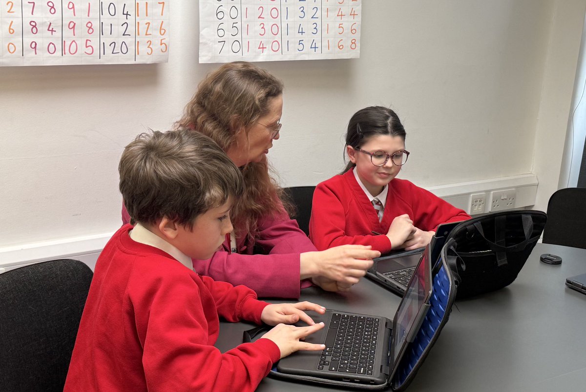 LEO Academy Trust tweet media