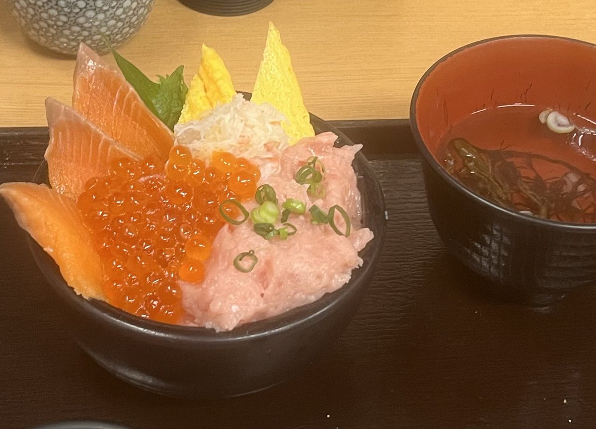m16a4moti's tweet photo. 美味しかった🐟💖 https://t.co/DKr2EtYtk1