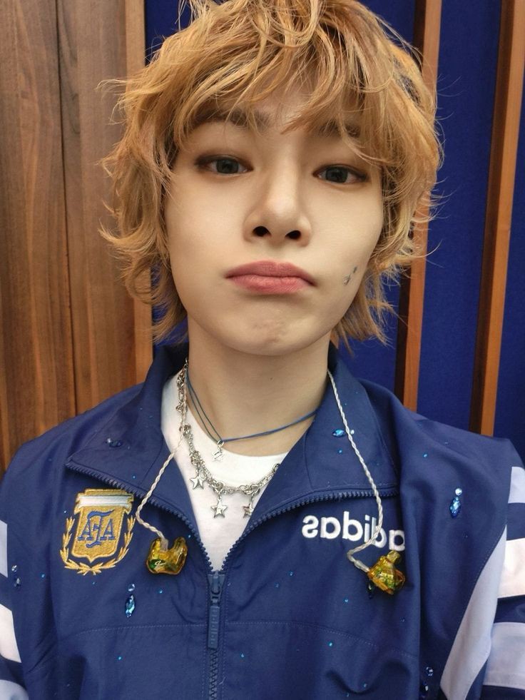 leeknowgat's tweet photo. Jeongin siempre argentino https://t.co/JOlPwflE3t