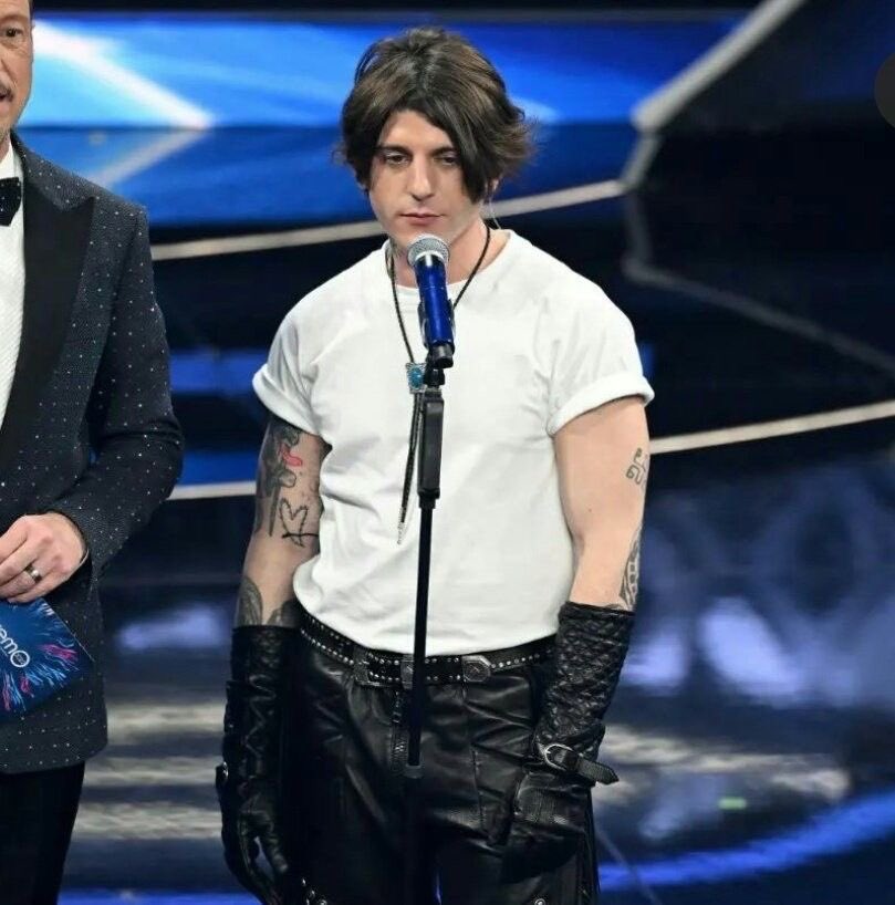 il continente asiatico🍁 tweet media