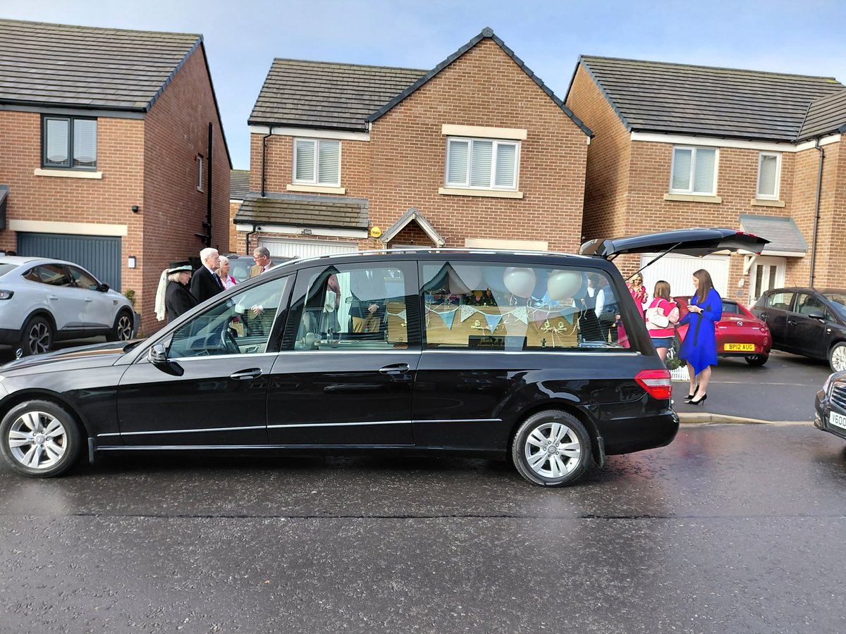 Bella🇬🇧 tweet media