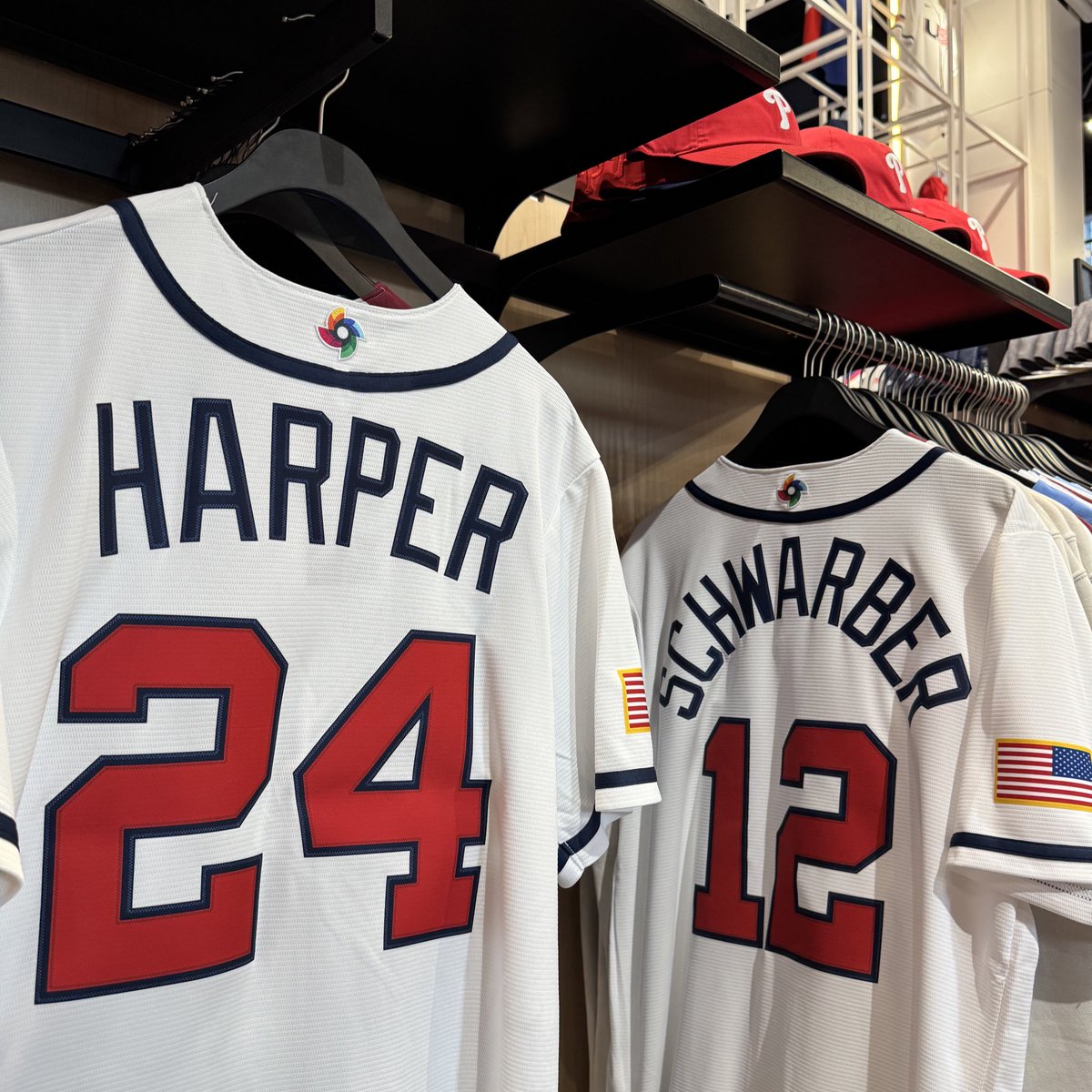 MLB Store tweet media