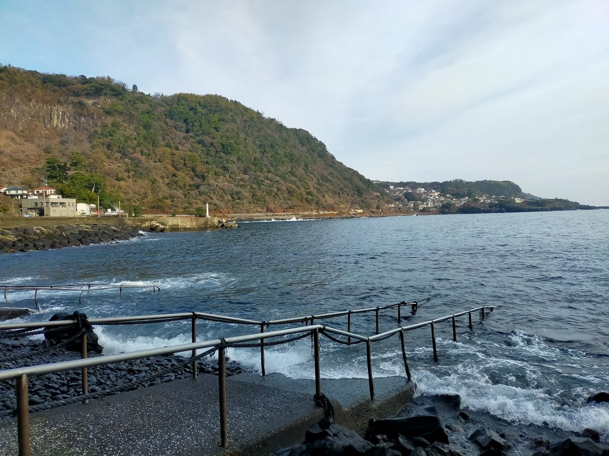 2/28 (土) 富戸の海況【脇の浜/潜水注意 ヨコバマ/OPEN】 風はおさまり