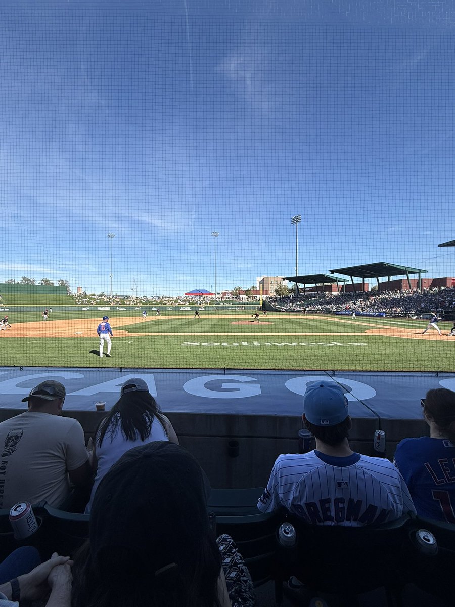 rmix13's tweet photo. Tough to beat on a Friday afternoon in February #FlyTheW https://t.co/WGVbi9wV5i