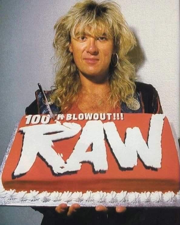 maia ⟡⁎◌ || daily joe elliott tweet media