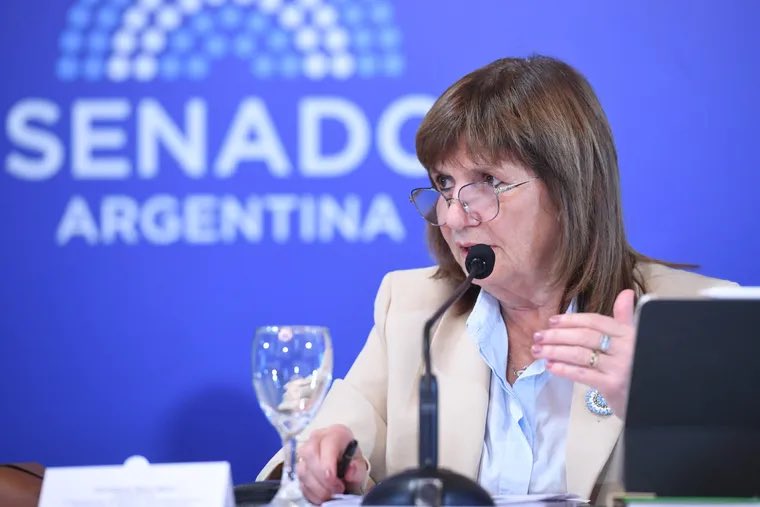 🗣️ BULLRICH: "La LEY PENAL JUVENIL es ley. Desde hoy LA IMPUNIDAD YA NO ES LA REGLA. LAS HACE , LAS PAGAN"

¿BANCAS SUS DICHOS?👇🏼

1-SI✅
2-NO❌