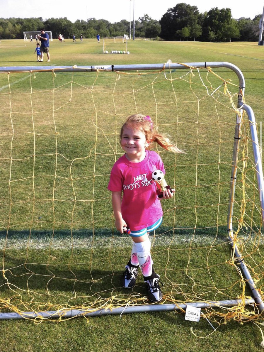 Lanie Junek tweet media