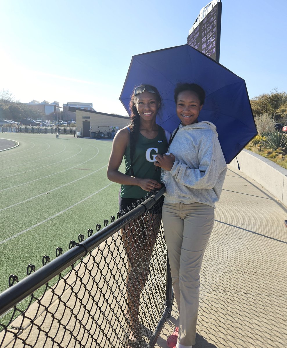 Rae Young tweet media