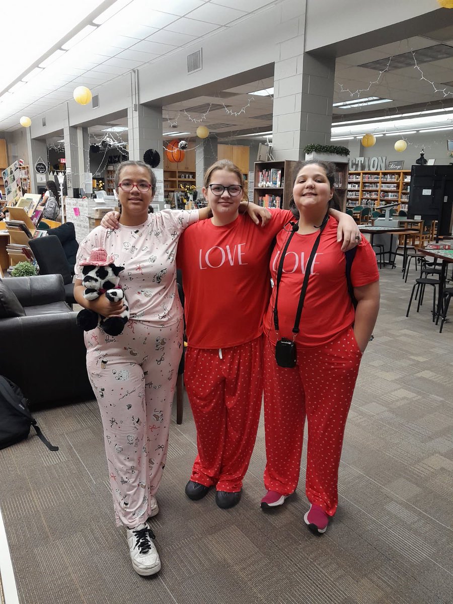 Henry Scott Middle School tweet media