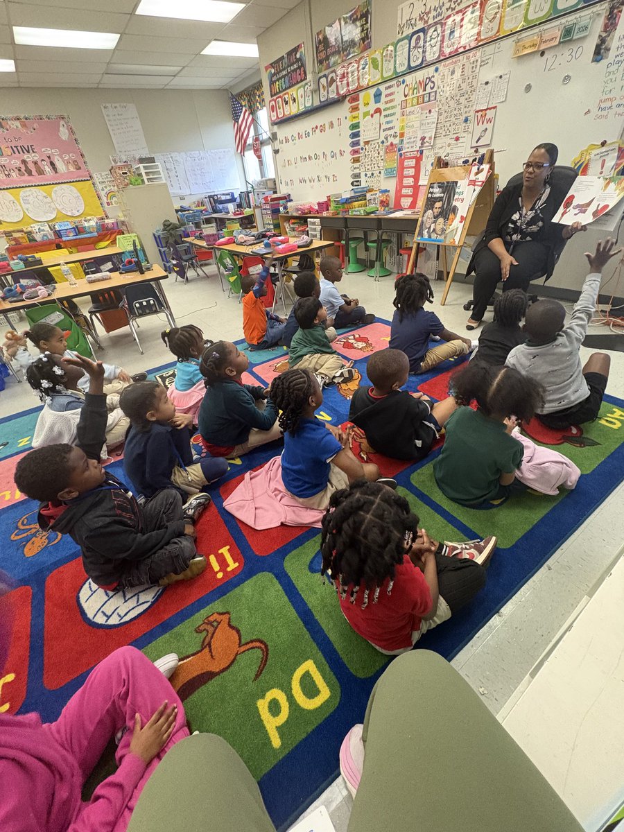 Annabel_C_Perry's tweet photo. Nothing better than seeing the magic of a read-aloud! Read for the Record was a success. Our admin and support staff read "See Marcus Grow" and the students loved it! πβ¨ #ReadfortheRecord @jwo_neal @laborde1003 @M_S_DeLaCruz @BCPS_South https://t.co/9T8NDj8fqq