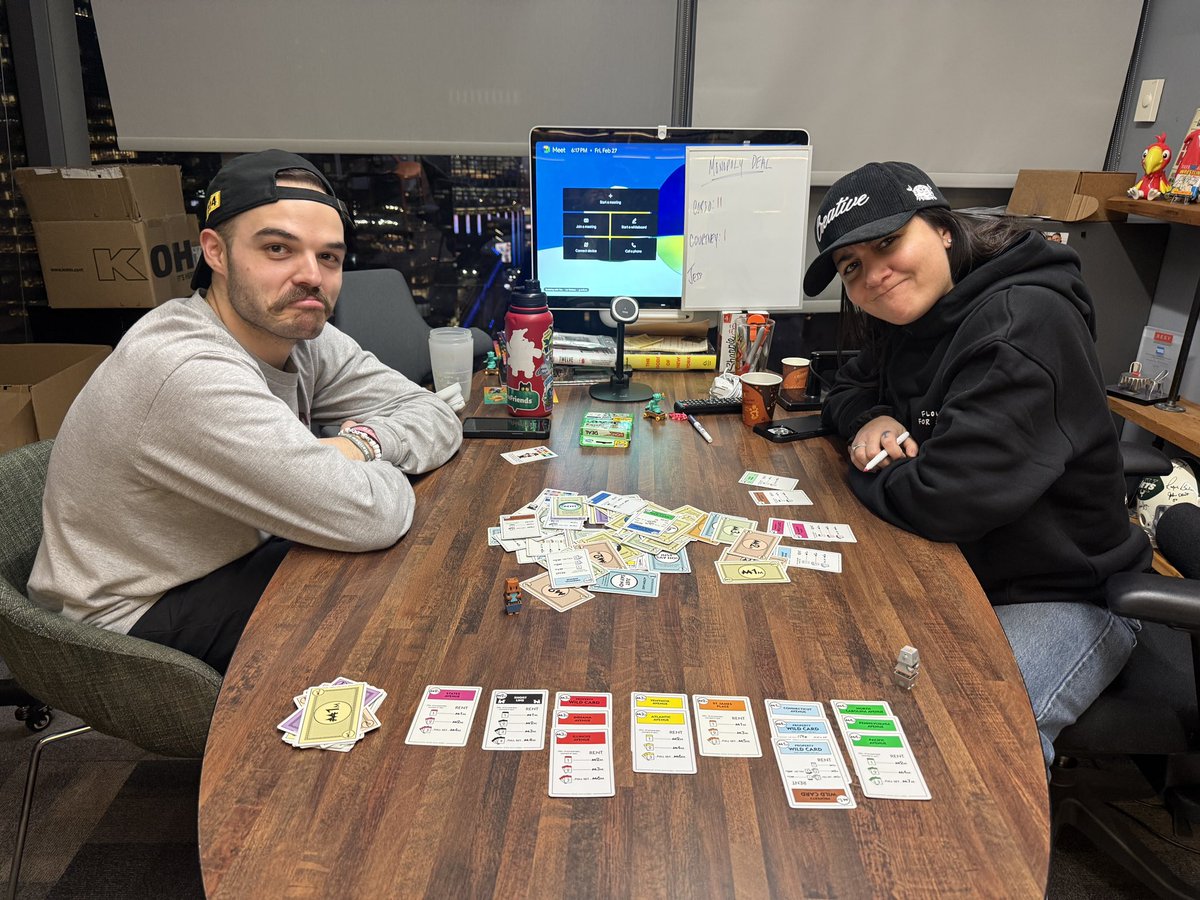 courtney knecht tweet media