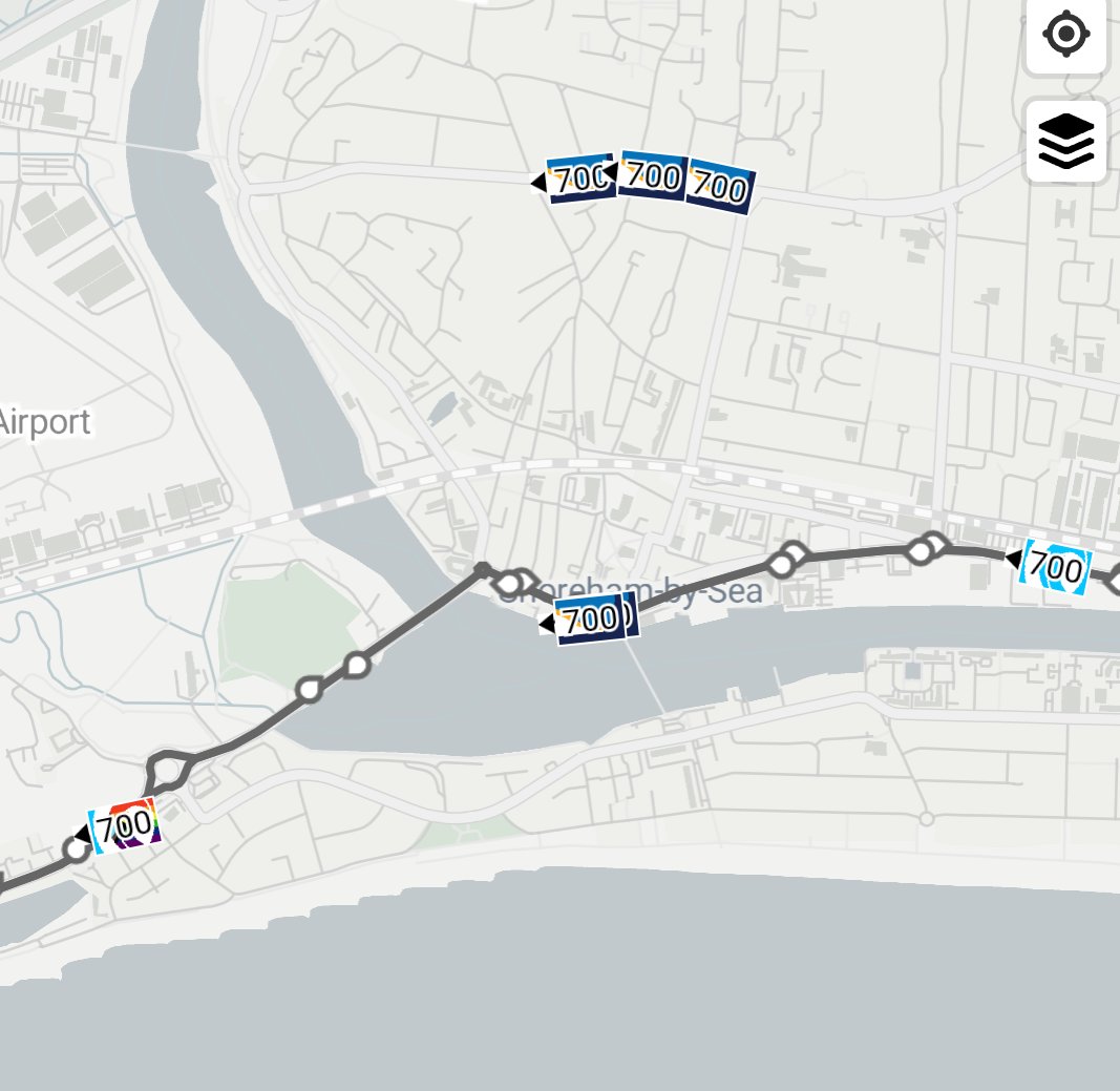 Emily Hornett 🚌 ✈️ 🏳️‍⚧️ tweet media