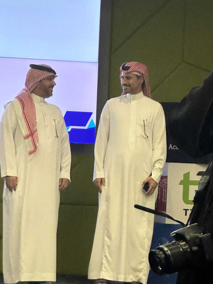 أحمد الغنيم tweet media