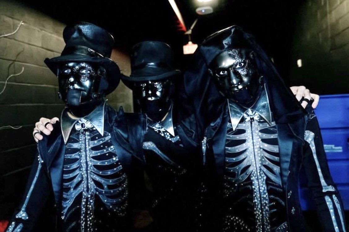 CrimsonSkye05's tweet photo. Rahhh more ghoulsss https://t.co/aJTSU2TzaL