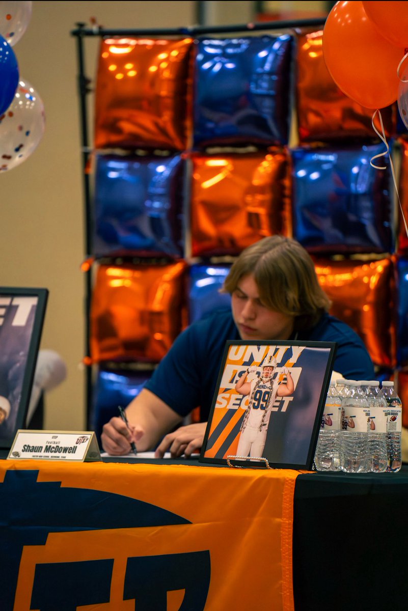 Shaunmcdowell12's tweet photo. #AGTG Ready to start this next chapter this summer in El Paso. 🔜

@CoachSWUTEP @UTEPCoachCJones @CoachKyleBeyer @UTEPFB https://t.co/Nyh9nWcEM3