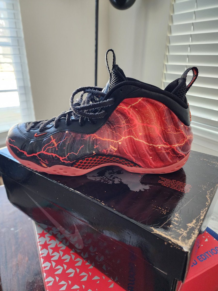 marcus_harcum's tweet photo. @unheardofbrand @SnkrsStock https://t.co/J9Ot5P57Cb