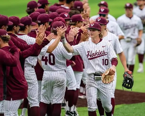 Sorry South Carolina, I’m now a Tech baseball fan for the rest of the year #FuckPSU