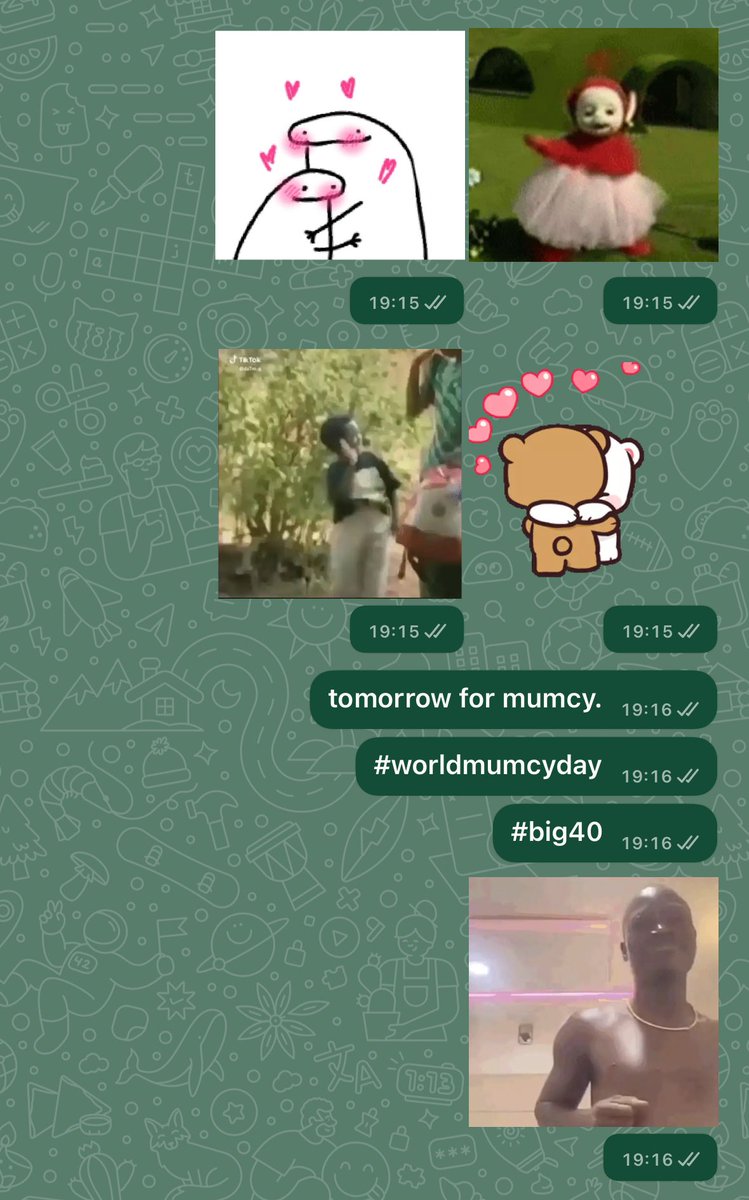 werzarn's tweet image. happy birthday to you, my sweet friend.

may allah continue to guide and bless you as you grow older.

i really appreciate everything you do. may allah grant you rewards here on earth and in the hereafter.

love you so muchhh, mumcyyy. 🖤

#big40
#worldmumcyday