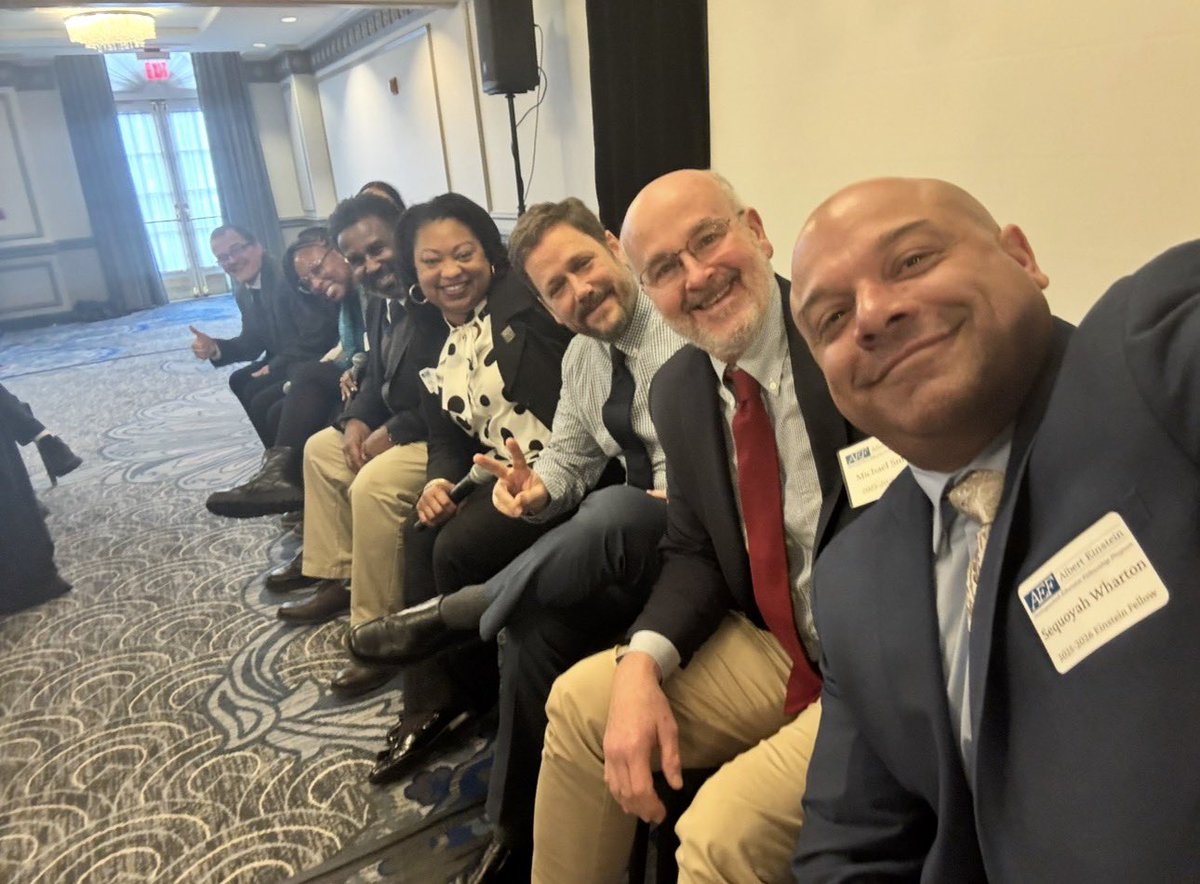 Nostalgik's tweet photo. Another busy fellowship week: time with my fellow fellows, Workforce &amp; Education Committee briefing (nice work, Kyle), a data centers and cloud services session, a quick selfie with Stumpy on the Hill, and ringing in the Chinese New Year at the Chinese Embassy. #EinsteinFellows25 https://t.co/KKLOfo48UQ