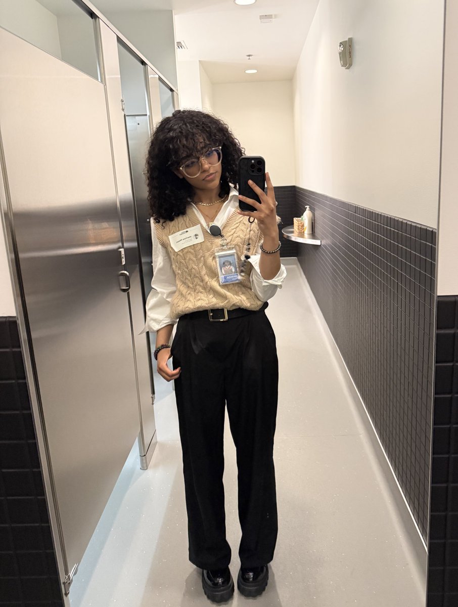 MANNY MOON 🌙 tweet media