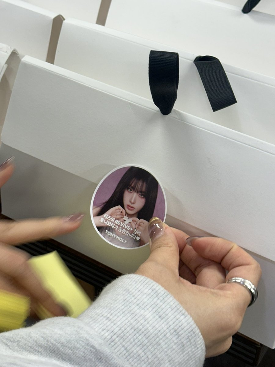 토니모리 TONYMOLY tweet media