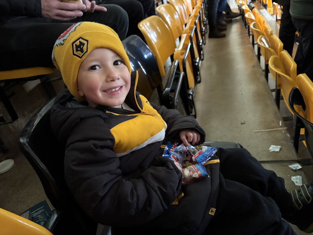 Lord Jason Guy 🐺 tweet media