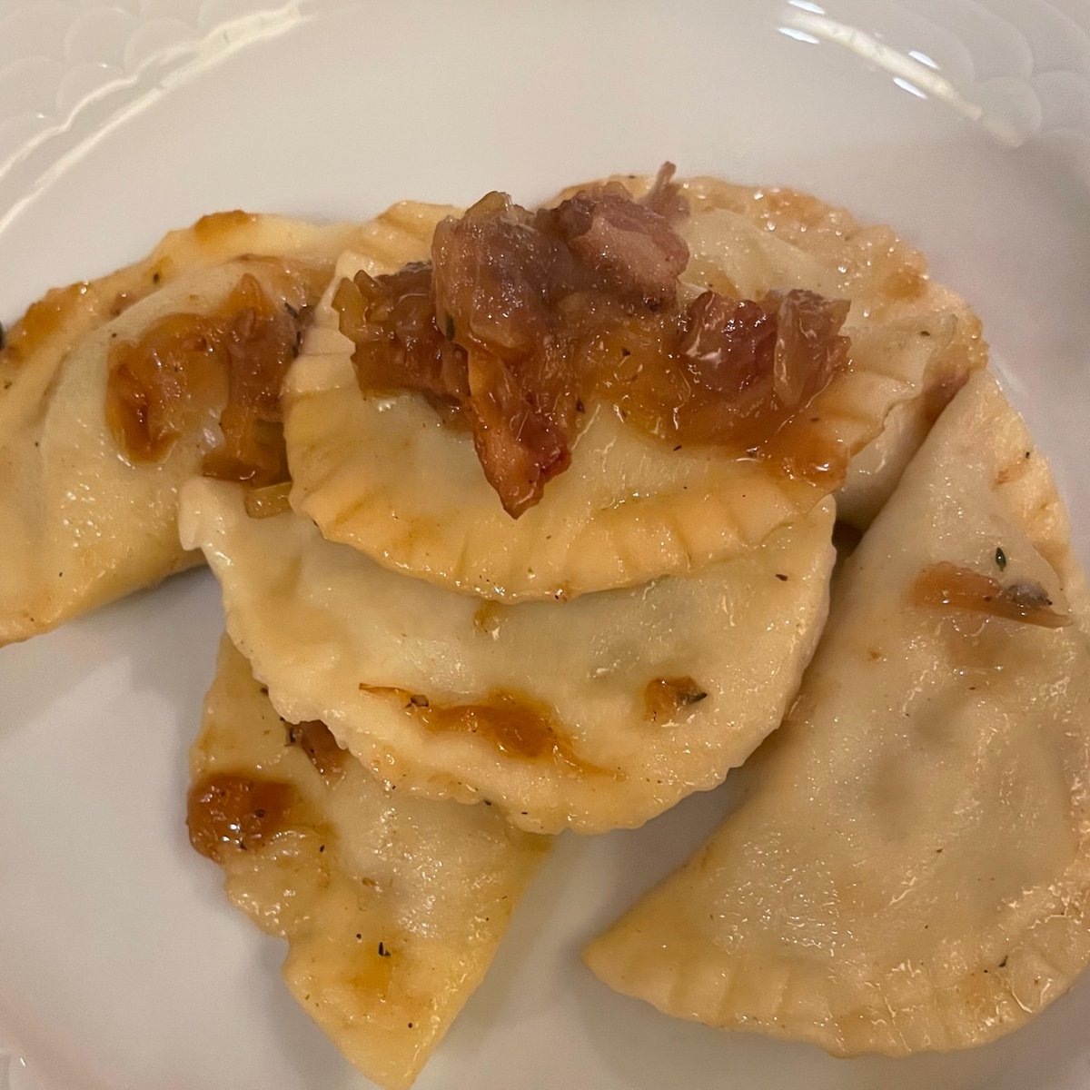 Edward Schneider tweet media