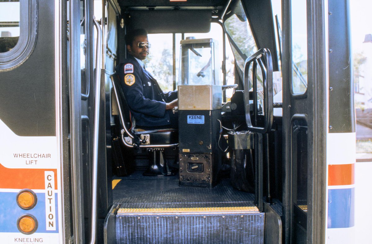 SamTrans's tweet photo. another #busfriday - but make it bus detail shots โจ
and not just any detail shots, but *throwback* detail shots for the 50th anniversary ๐โโ๏ธ https://t.co/ajQl9xvMgD