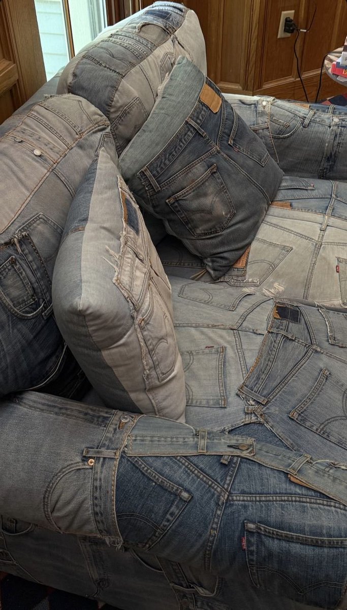 The Denim Dude tweet media