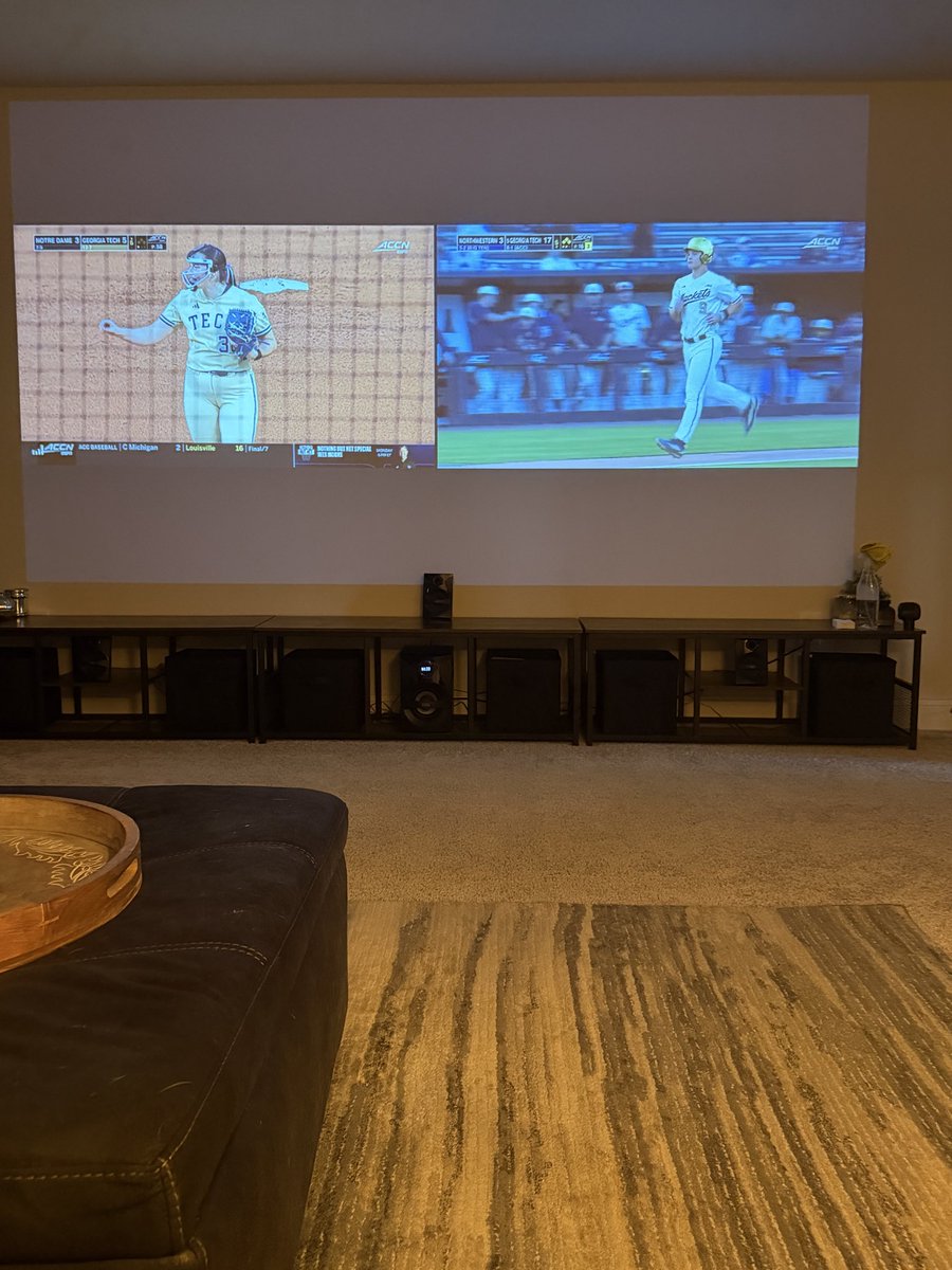 NicoleBuzzinGT's tweet photo. Friday priorities!!! Letโs go!!! โค๏ธ๐โพ๏ธ๐ฅ
#GeorgiaTechBaseball #GeorgiaTechSoftball https://t.co/zYf6vPJFnI