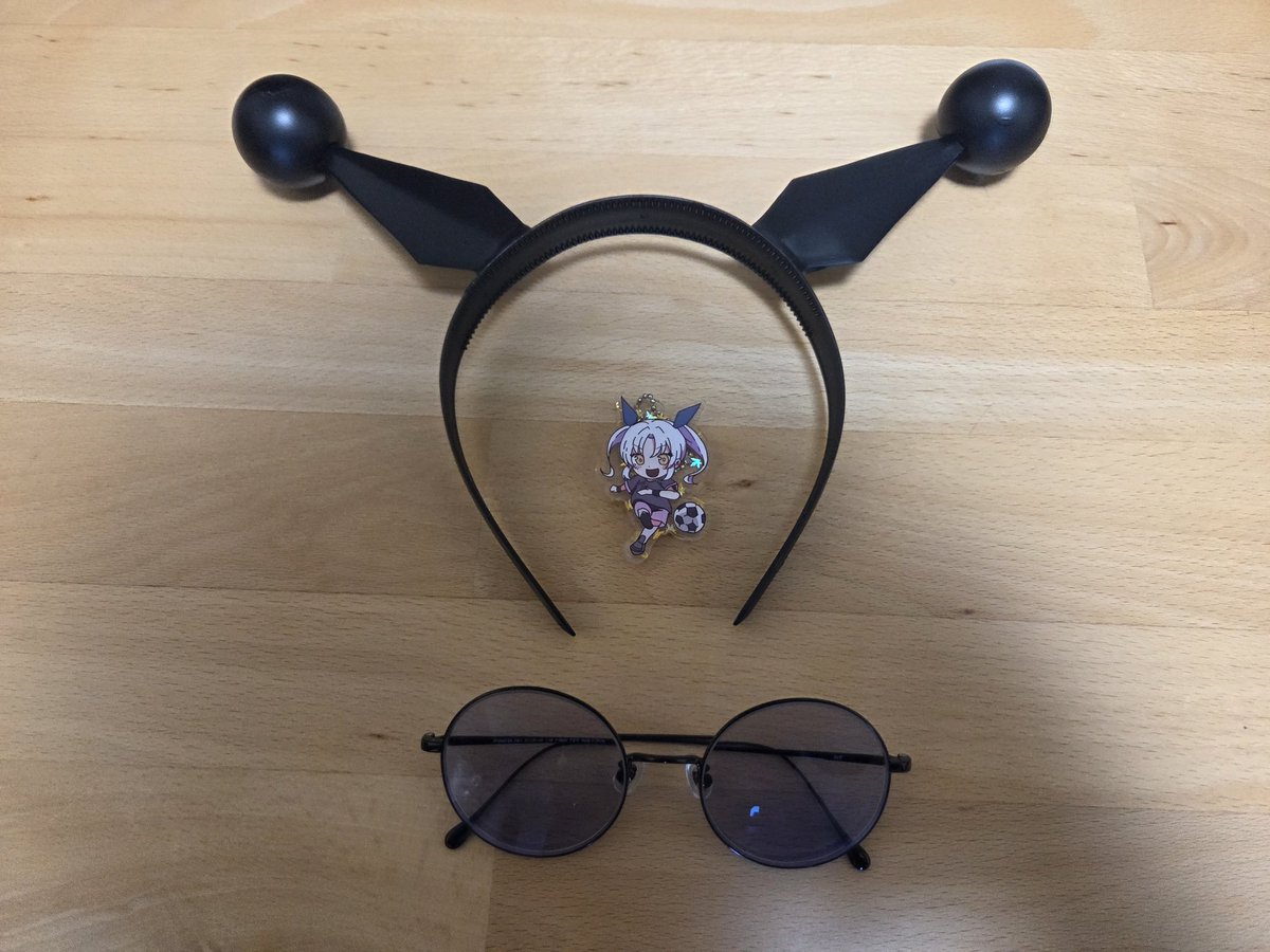 新幹線乗りましたわ～
会場ではこんなのつけていますのでよろしくでちゅわ～