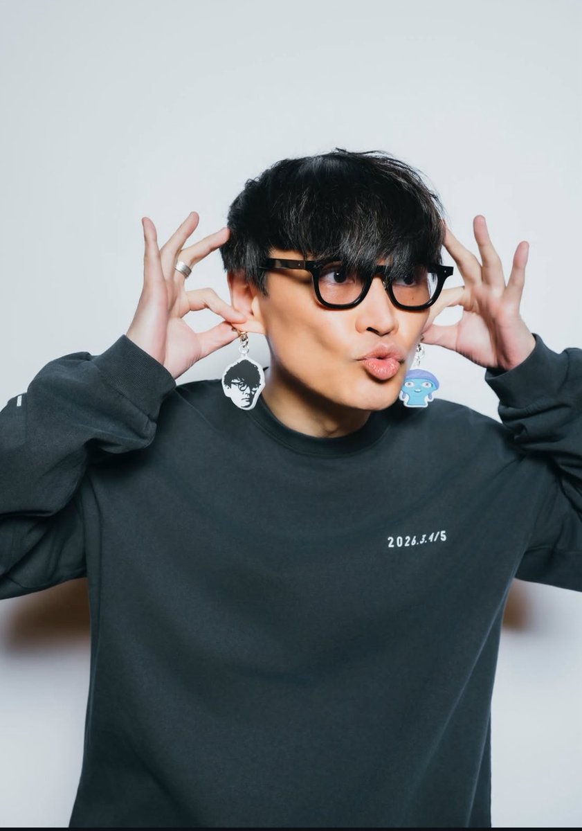 ラバーキーホルダーを 紹介してる一郎さんを刺繍しました 🪡🧵 #山口