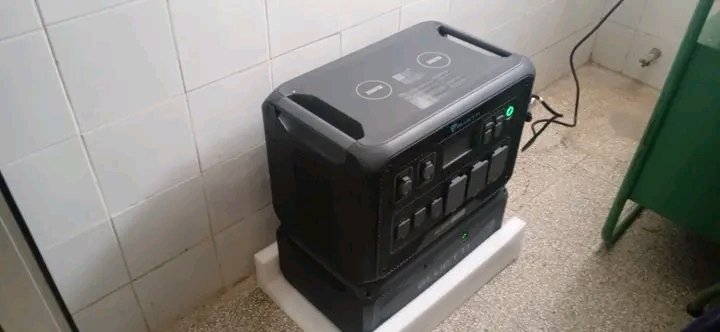 adrianacue8's tweet photo. La instalación de un sistema de almacenamiento de energía EcoFlow en el área de ultrasonidos del Policlínico de Buenaventura es una medida de vital importancia para garantizar la continuidad y calidad de la atención diagnóstica
#CubaFirme
#CubaSoberana https://t.co/ihtT0XypMc