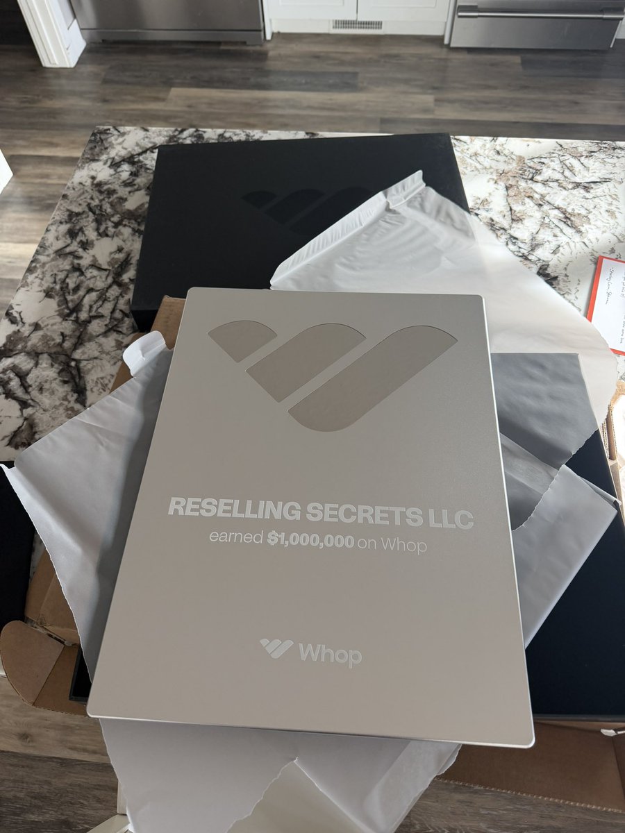 Reselling Secrets tweet media